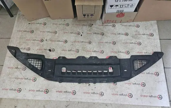 Front bumper lip