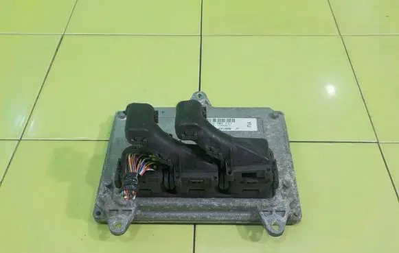 Honda Civic Engine control unit/module 37820RMXES1