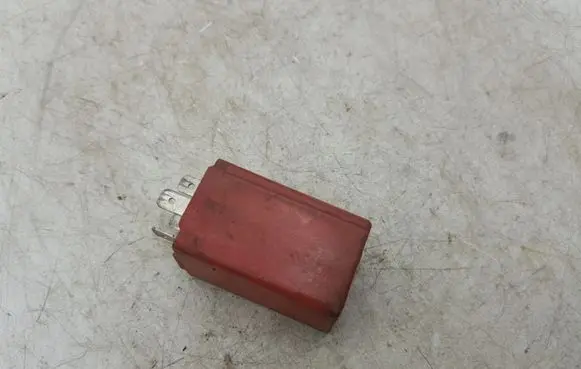 Volkswagen Golf III Other relay 86VB17C499BA