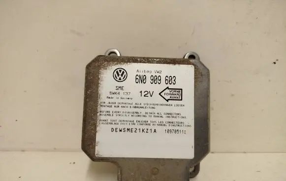 Volkswagen Golf III Airbag control unit/module 6N0909603 10970511 5WK4137