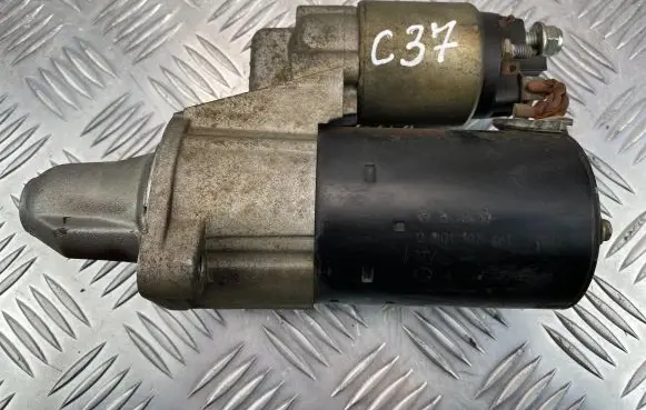Mercedes-Benz GLK (X204) Starter motor A0061515901