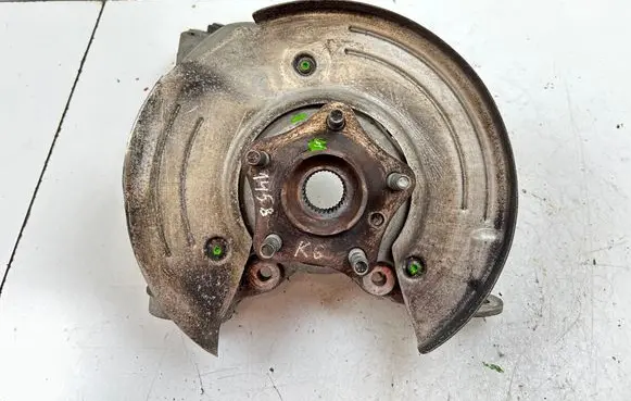 Jaguar XE Rear wheel hub GG0BE1220
