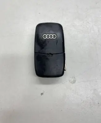 Audi A3 S3 8L Ignition key/card 