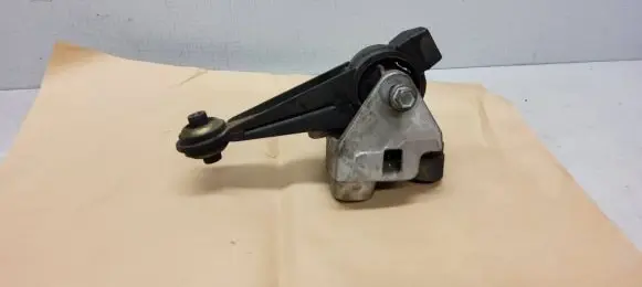 Citroen C5 Engine mounting bracket 9631853780C