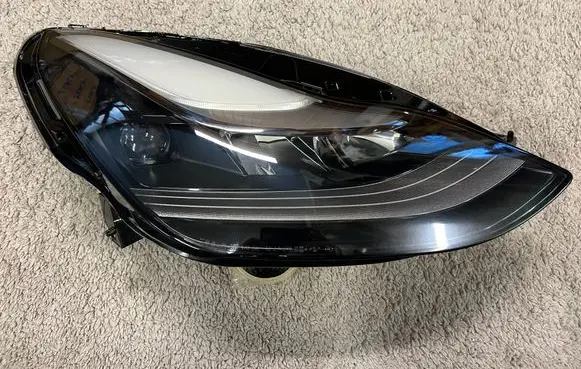 Tesla Model 3 Headlight/headlamp 1EX2717 151495300D 01531916