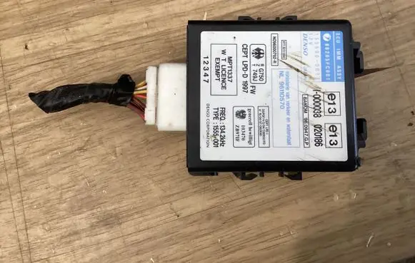 KIA Ceed Immobilizer control unit/module 88205FC001 1555000013