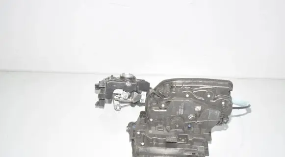 BMW i3 Front door lock 7281934 7290864 51217281934