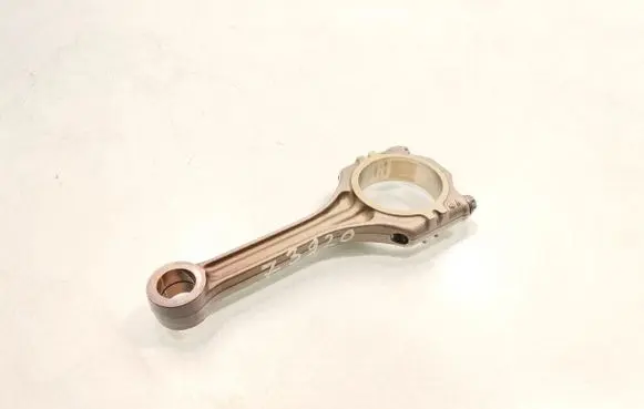 Nissan Qashqai Connecting rod/conrod 