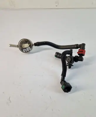 Ford Fiesta Fuel line pipe 