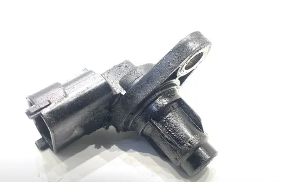 KIA Carens III Camshaft position sensor 393002A000