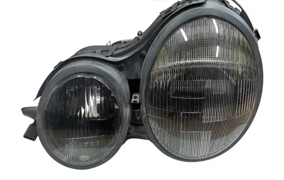 Mercedes-Benz E W210 Headlight/headlamp 15060700 A2088000175 30137065