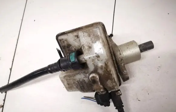 Brake fluid reservoir