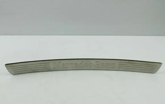 Mercedes-Benz ML W166 Front sill trim cover A1666861936
