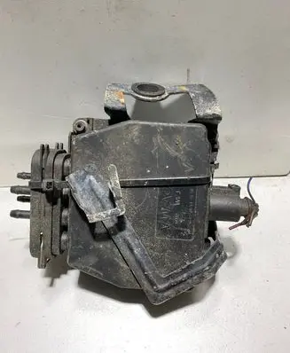 Volkswagen Golf V Central locking vacuum pump 1K0906279B