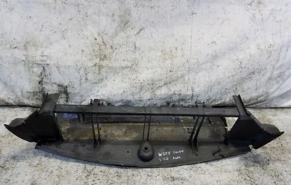 Mercedes-Benz E C207 W207 Radiator trim 