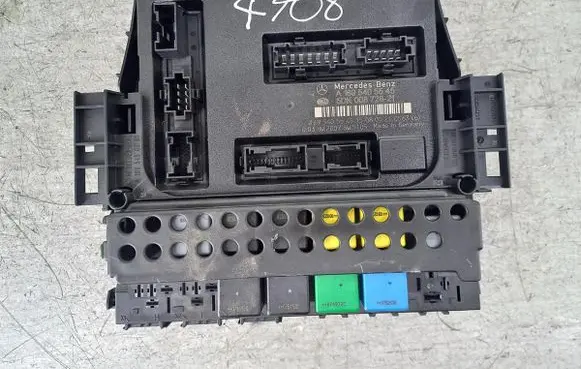 Mercedes-Benz A W169 SAM control unit 