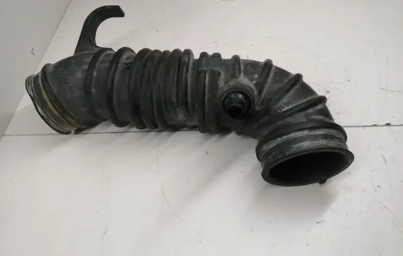 Mitsubishi Outlander Air intake duct part 1505A660
