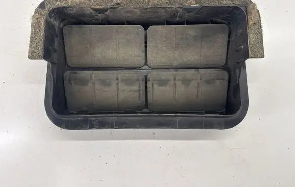 Subaru Outback (BS) Quarter panel pressure vent 72651AJ01A 72651XC00B 72651XC00A