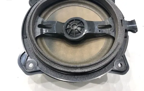 Audi A3 S3 8P Front door speaker 8H0035411