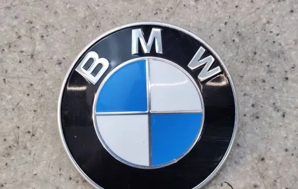 BMW X4 G02 Manufacturer badge logo/emblem 749915403 7499154