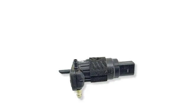 Audi A6 Allroad C8 Windscreen/windshield washer pump 8K9955647