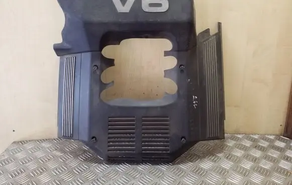 Audi A6 S6 C4 4A Engine cover (trim) 078103935A