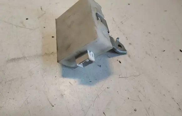 Toyota Avensis T250 Door central lock control unit/module 8974105050