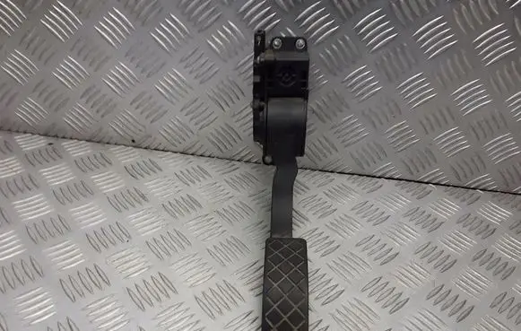 Skoda Fabia Mk1 (6Y) Accelerator throttle pedal 6Q1721503H