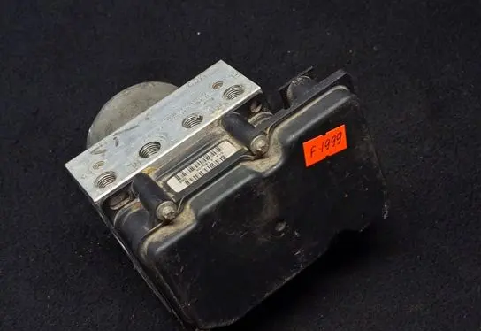 Toyota Aygo AB10 ABS Pump 445100H010 0265231579