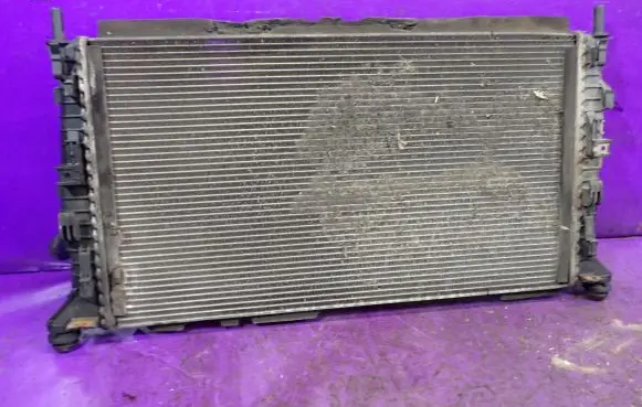 Coolant radiator