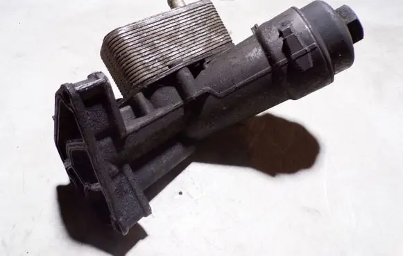 Engine oil radiator