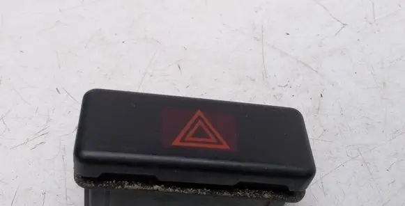 BMW 5 E39 Hazard light switch 8350947