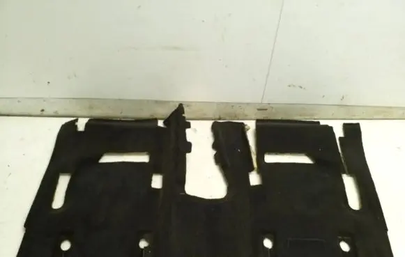 Mercedes-Benz R W251 Interior carpet A2516803340