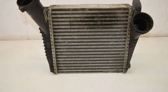 Audi Q7 4L Intercooler radiator 7L6145803C