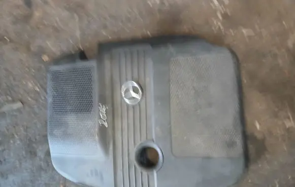 Mercedes-Benz C W204 Engine cover (trim) A6510102167 P171504