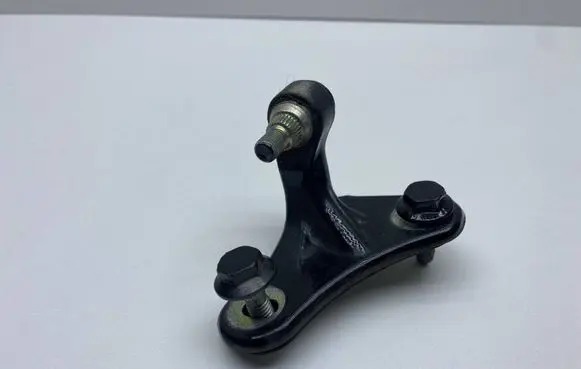 Mercedes-Benz C W203 Front door lower hinge 