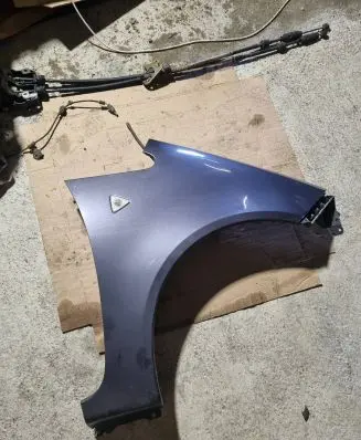 Mitsubishi Colt Fender
