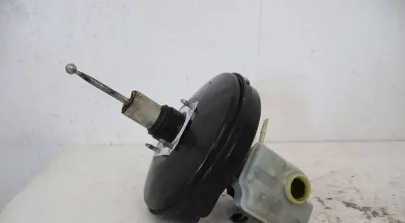 Volkswagen Golf VI Brake booster 1K1614105