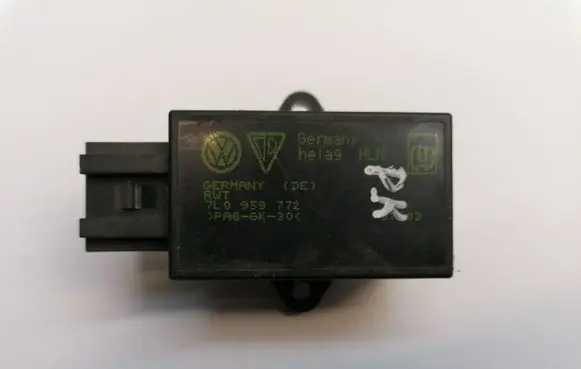Volkswagen Touareg I Seat heating relay 7L0959772