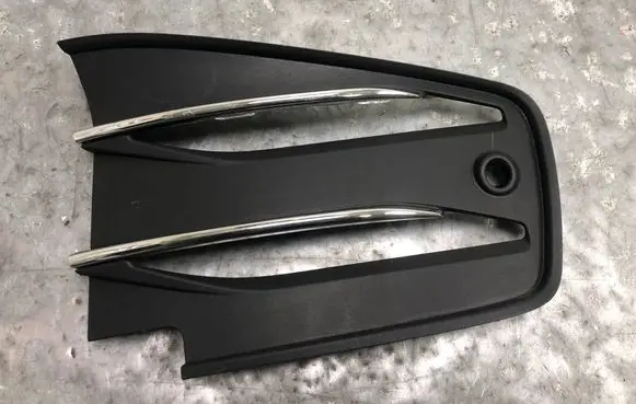 Volkswagen Golf VIII Front bumper lower grill 5H0853665Q-BILI 5H0853665Q