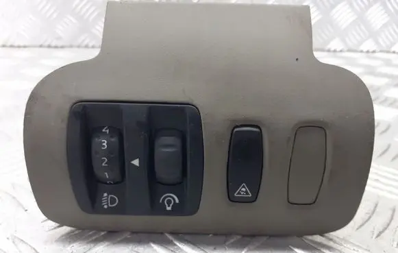 Renault Scenic II - Grand scenic II Light switch 8200140984