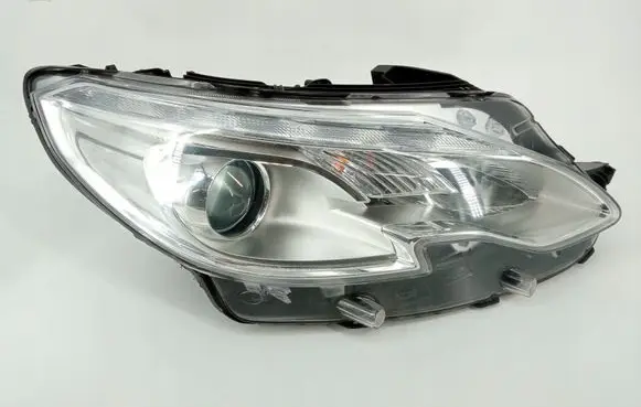 Peugeot 2008 I Headlight/headlamp 9677810280