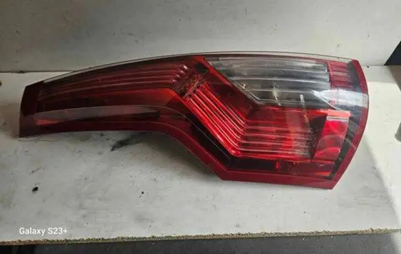 Citroen C4 I Picasso Rear/tail lights 163843