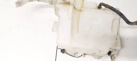 Mitsubishi Lancer X Windshield washer fluid reservoir/tank 