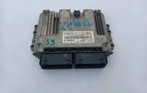 Ford Focus Engine control unit/module CV6A12B684BB DV2112A650KA 0261S09362