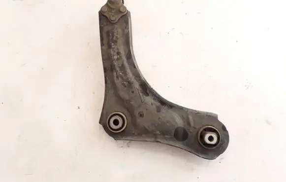 Renault Megane III Front lower control arm/wishbone
