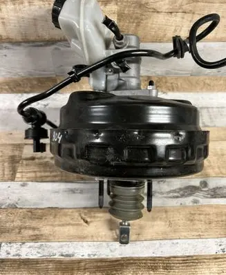 Land Rover Evoque I Brake booster