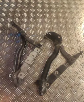 Audi A8 S8 D3 4E Tailgate/trunk/boot hinge 4e0827300G