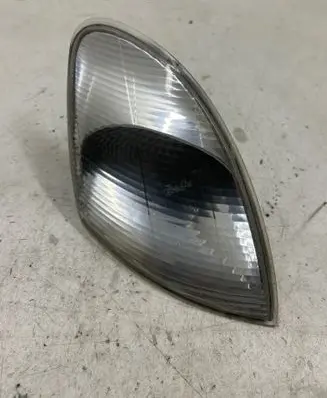 Renault Scenic I Front indicator light 88201094