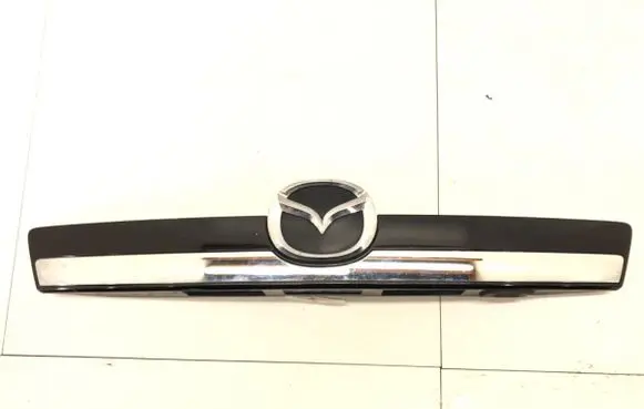 Mazda CX-9 Trunk door license plate light bar 